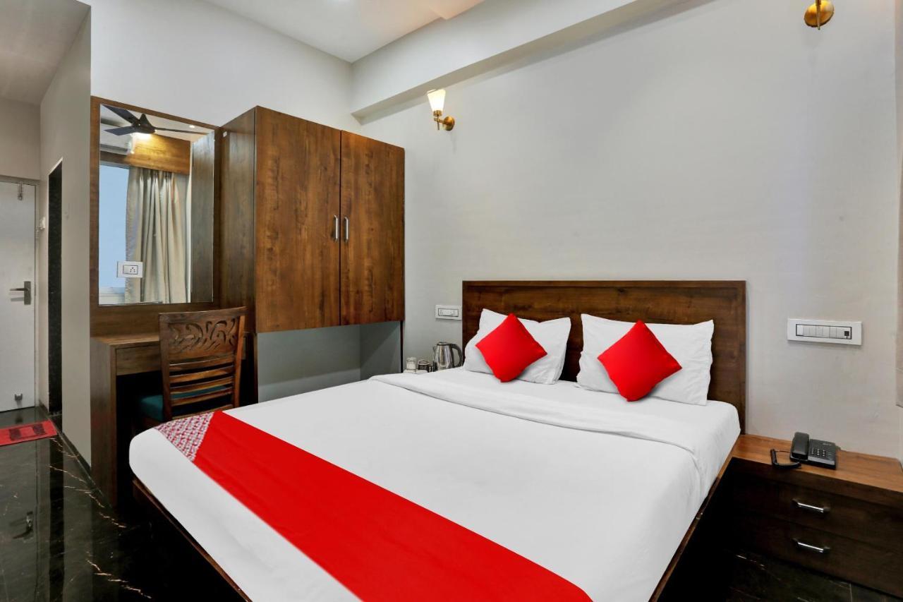 Hotel Capital O Calista
