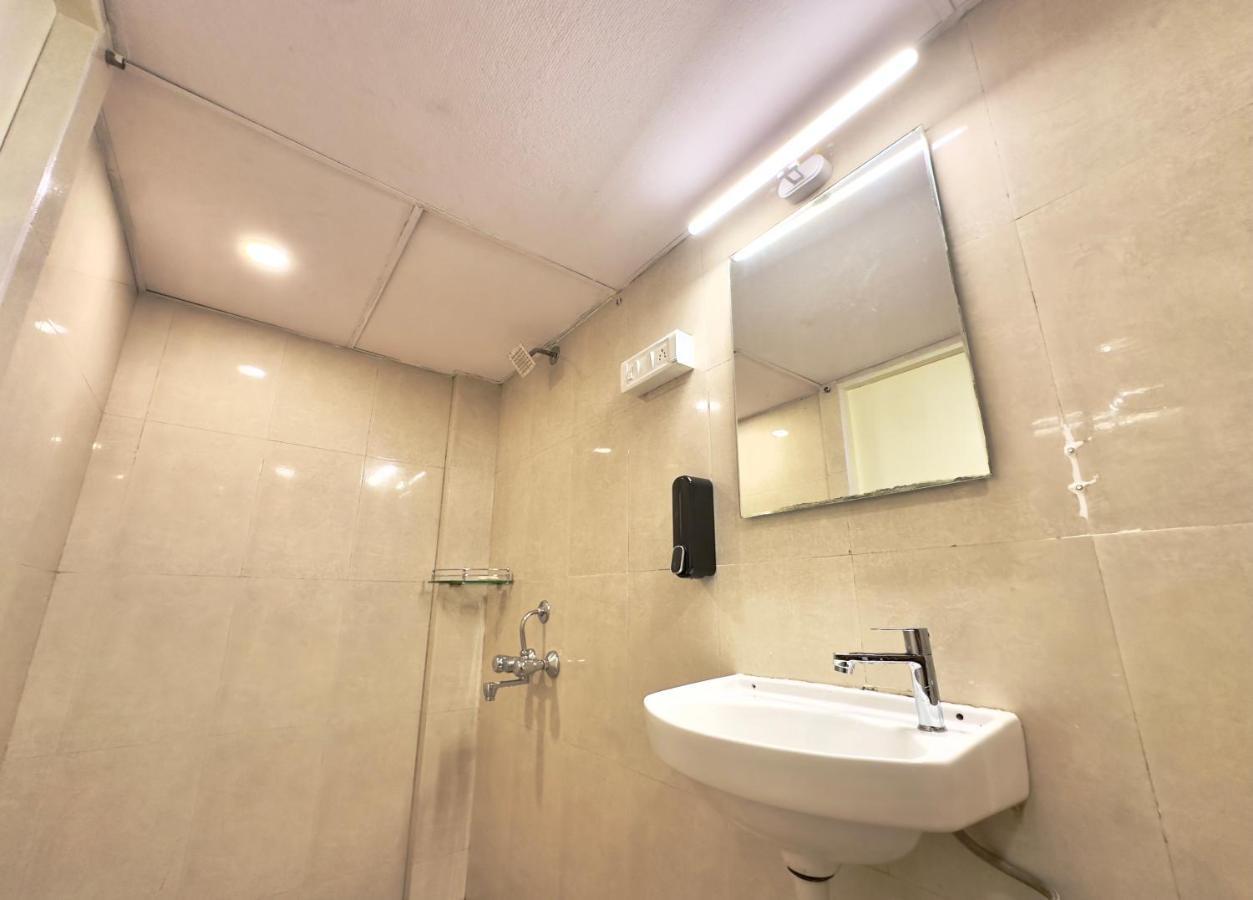 Locomo Express Hostel