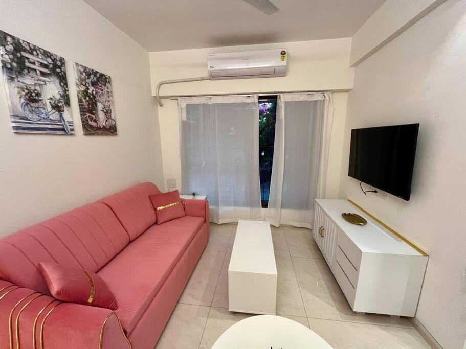 La Valentine 1 Bhk Mumbai