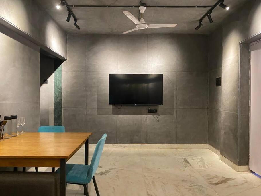 Concrete Rainforest Apartment