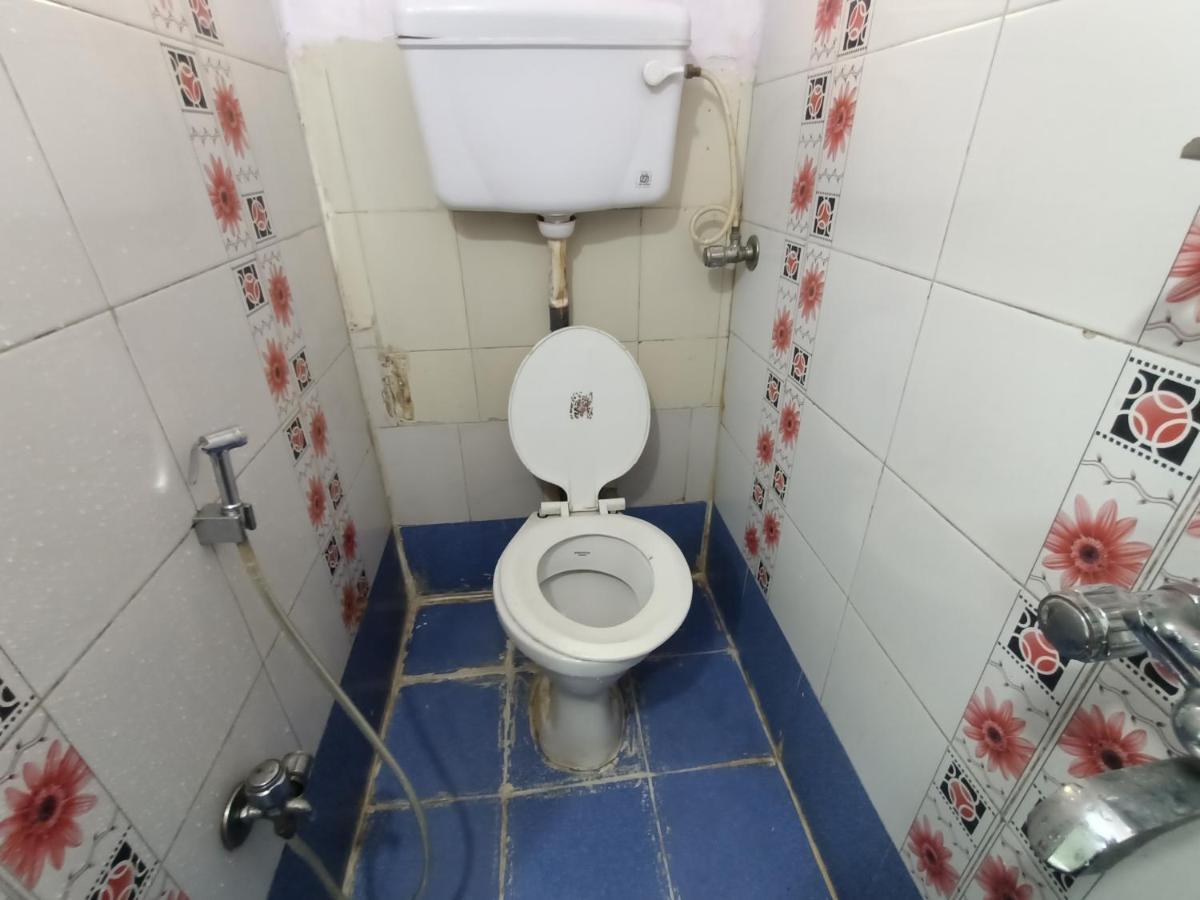 Guest house Ovo Residency Near Masjid Bunder Railway Station Mumbai