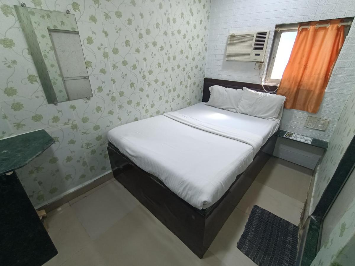 Ovo Residency Near Masjid Bunder Railway Station Guest house Mumbai