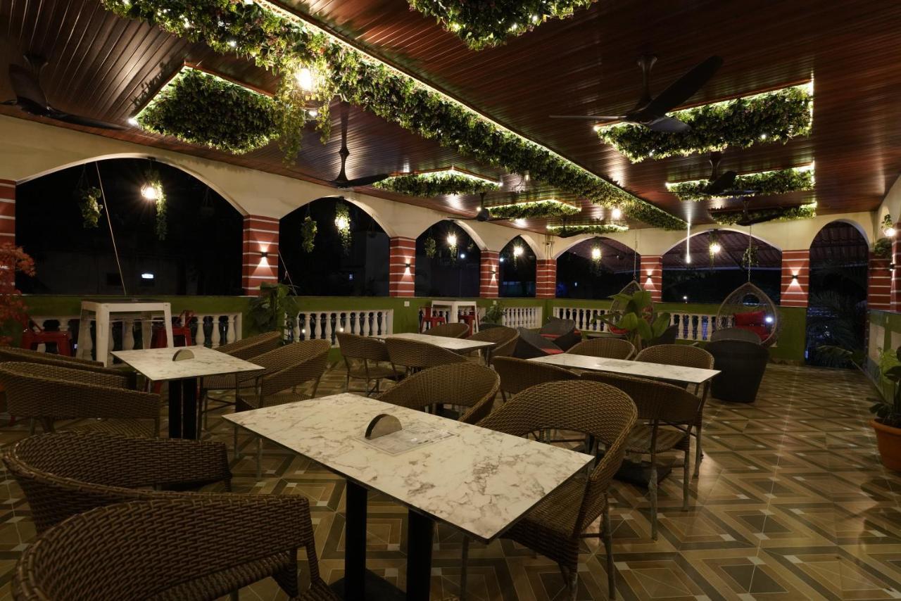 Palm Springs - Gorai * Mumbai