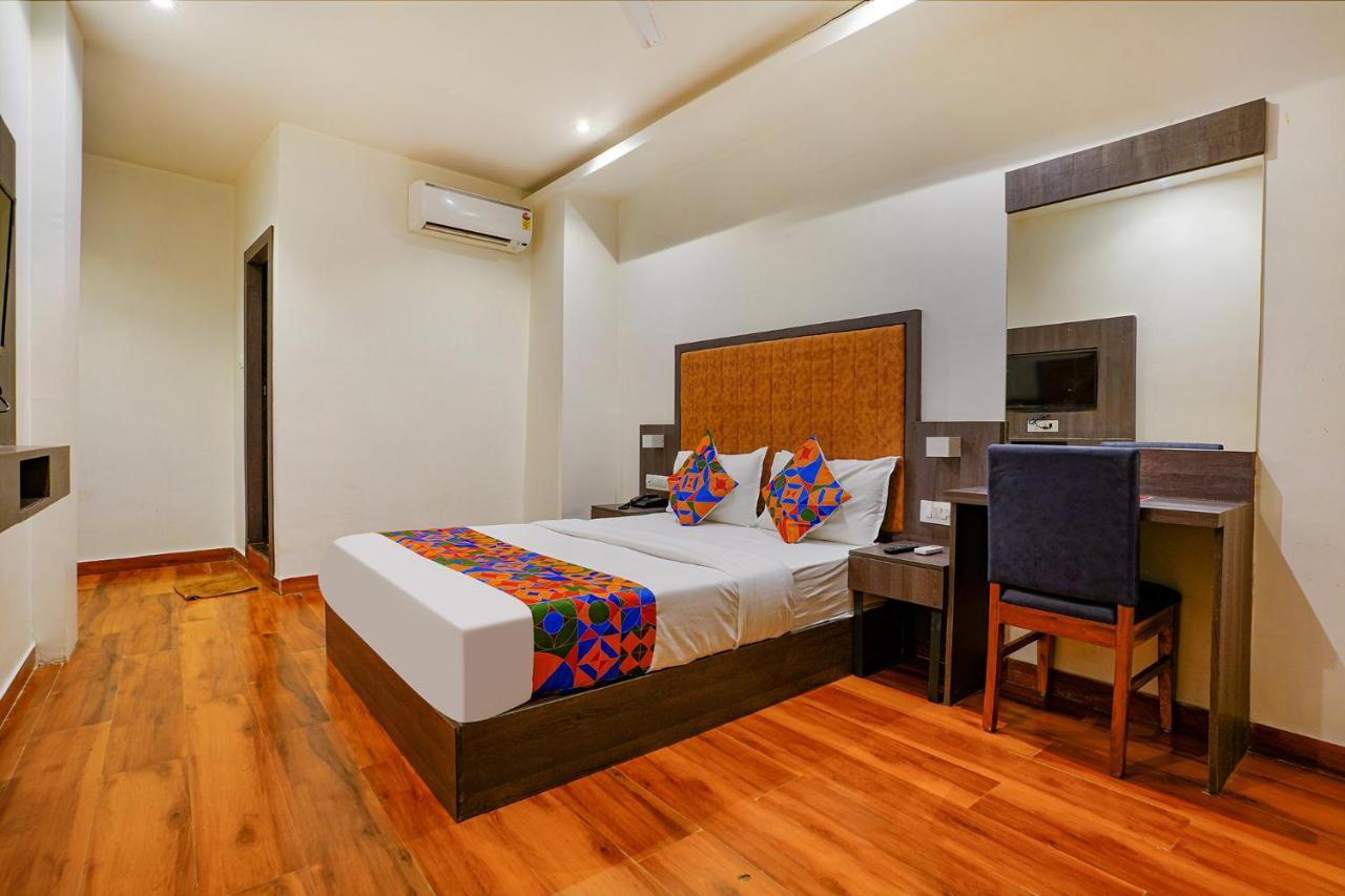 Fabhotel Royal Palace I 3* Mumbai
