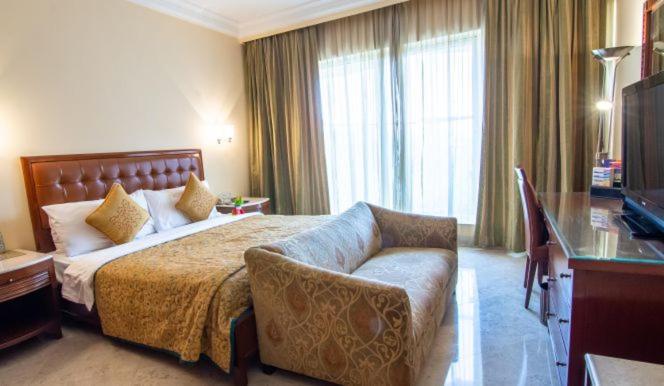 The Lalit Hotel 5*