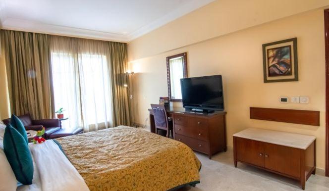 The Lalit Hotel 5*