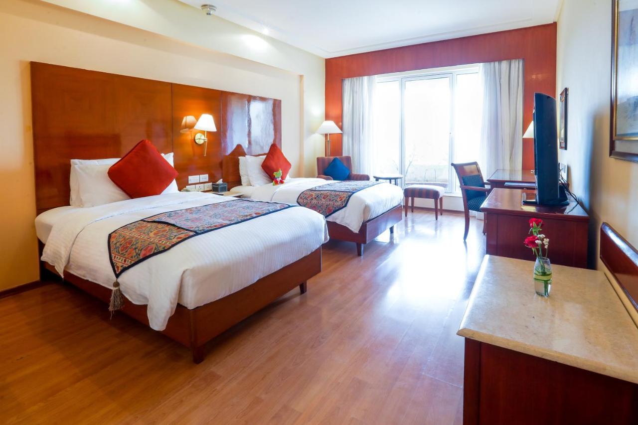 The Lalit Hotel 5*