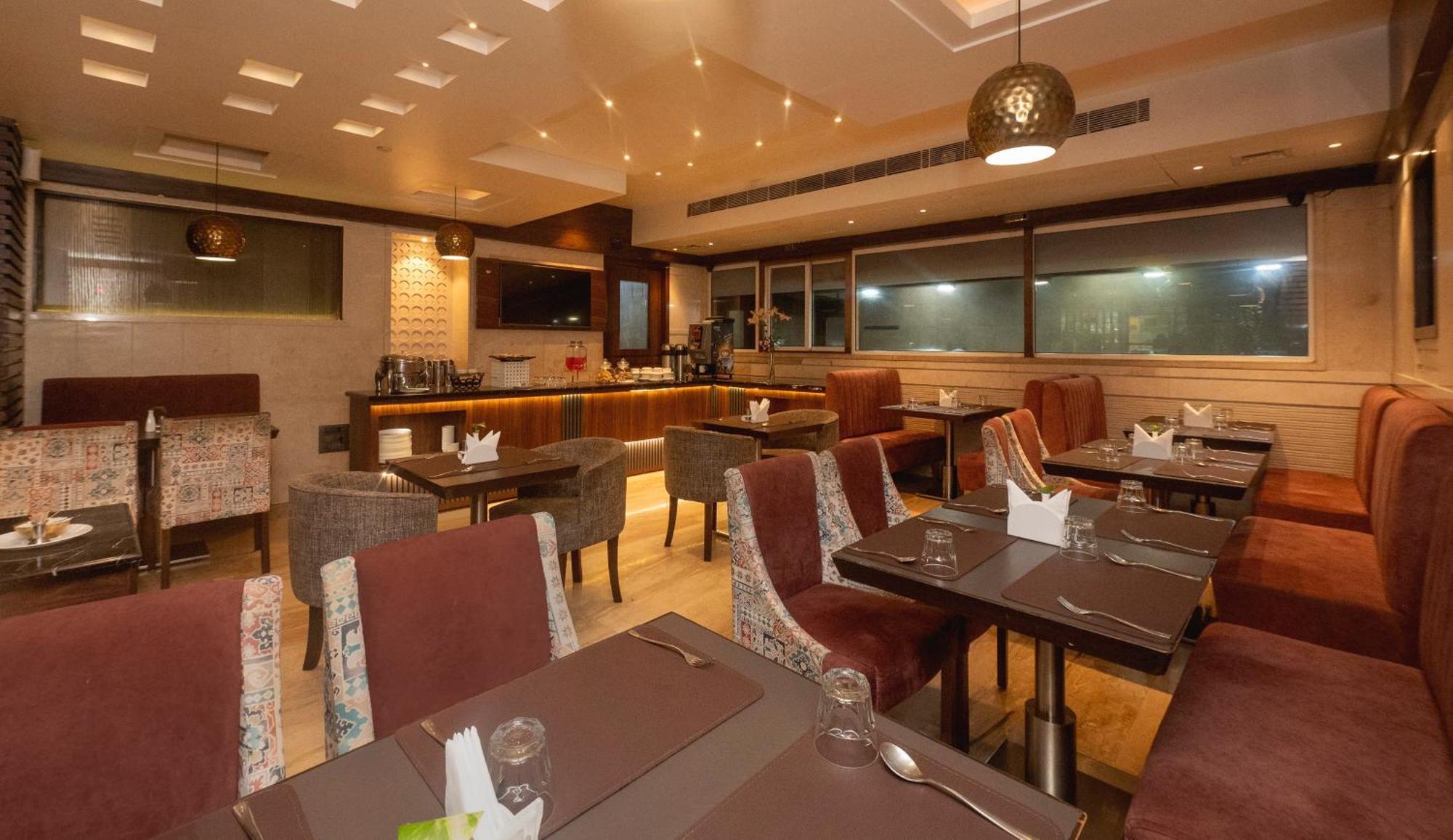 Le Grande - International Airport 3*