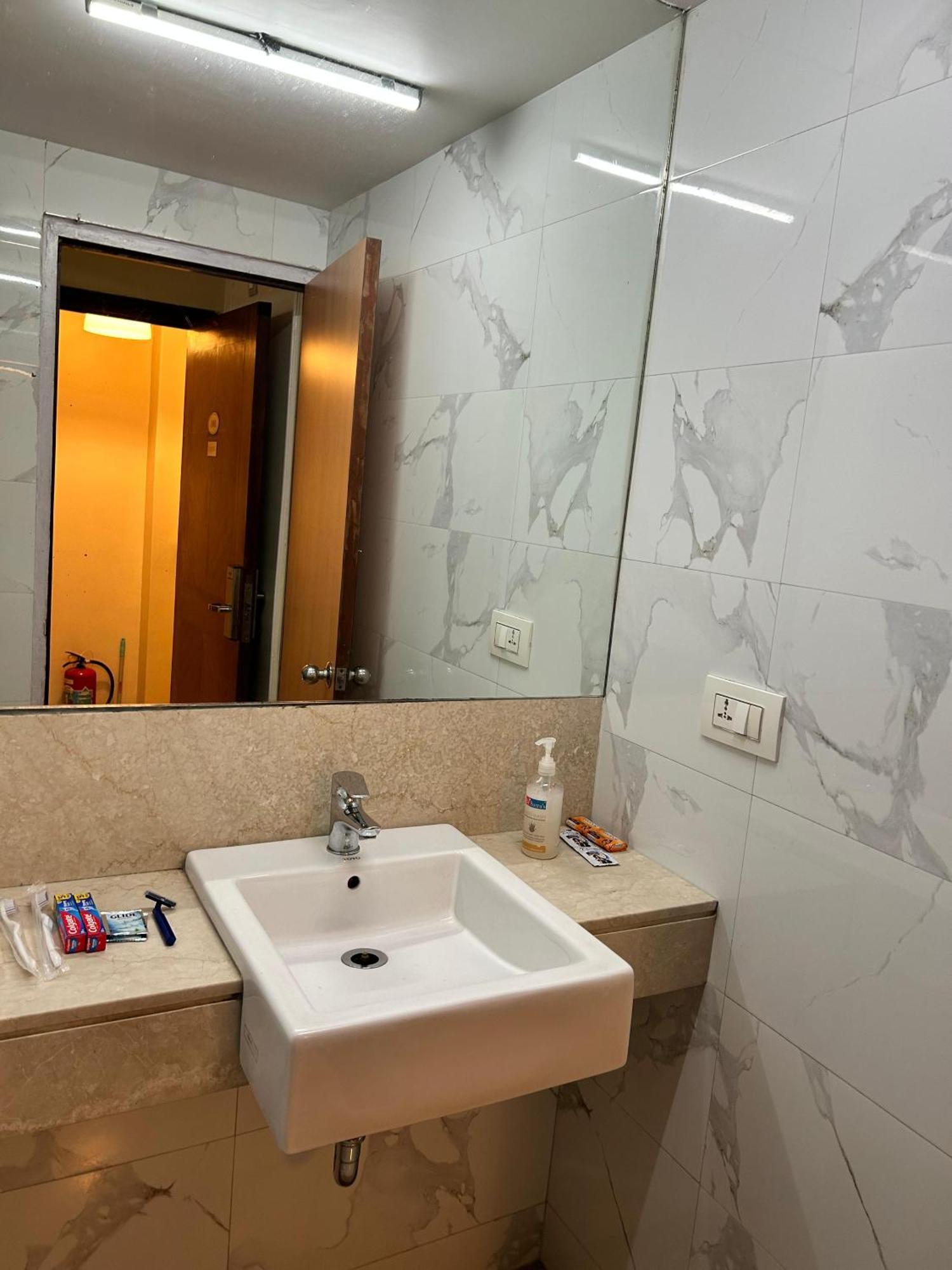 Hotel Royal Park Dockyard Mumbai