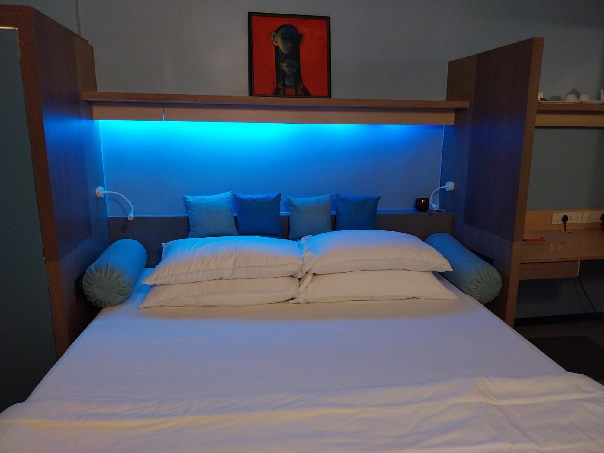 Nexstage Terraces, The Blue Lagoon Suite, Carter Road, Bandra West Apartment *