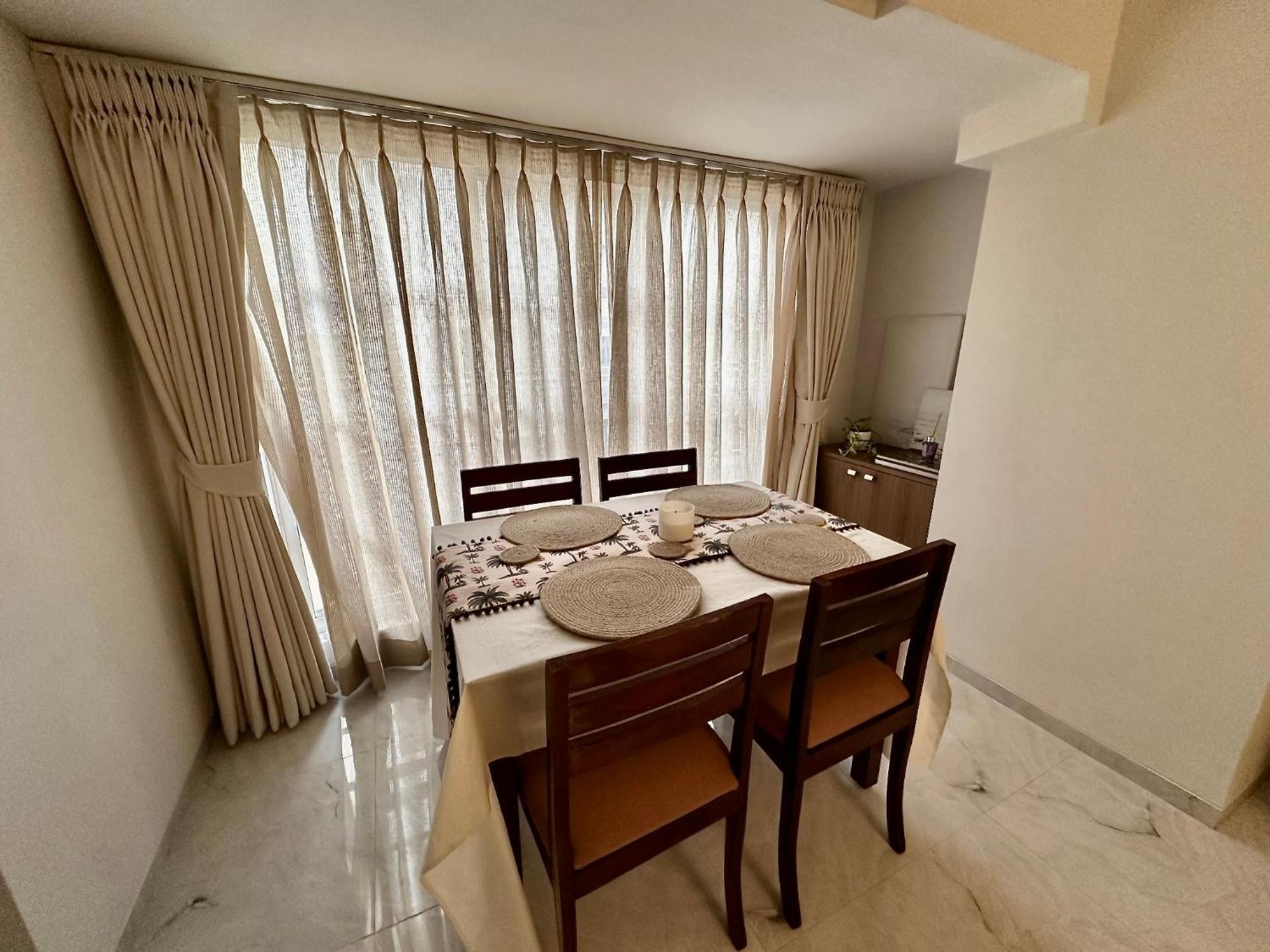 Luxury 2 Bhk Tropical With Workspace In Khar West Apartment Mumbai