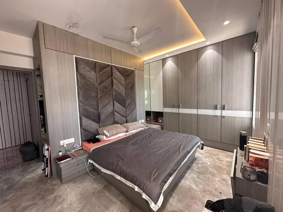 House Of Luxury 8 *