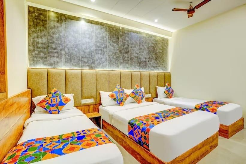 Guest house Wind Flower New Aadya International Near International Airport Mumbai
