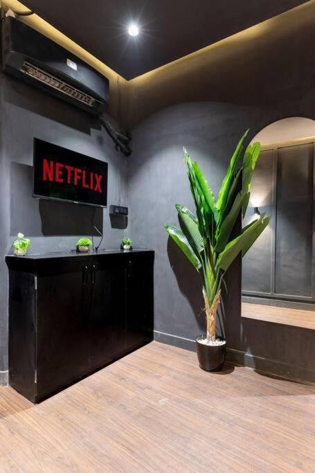 Welcome To The Darker Side Apartment Mumbai