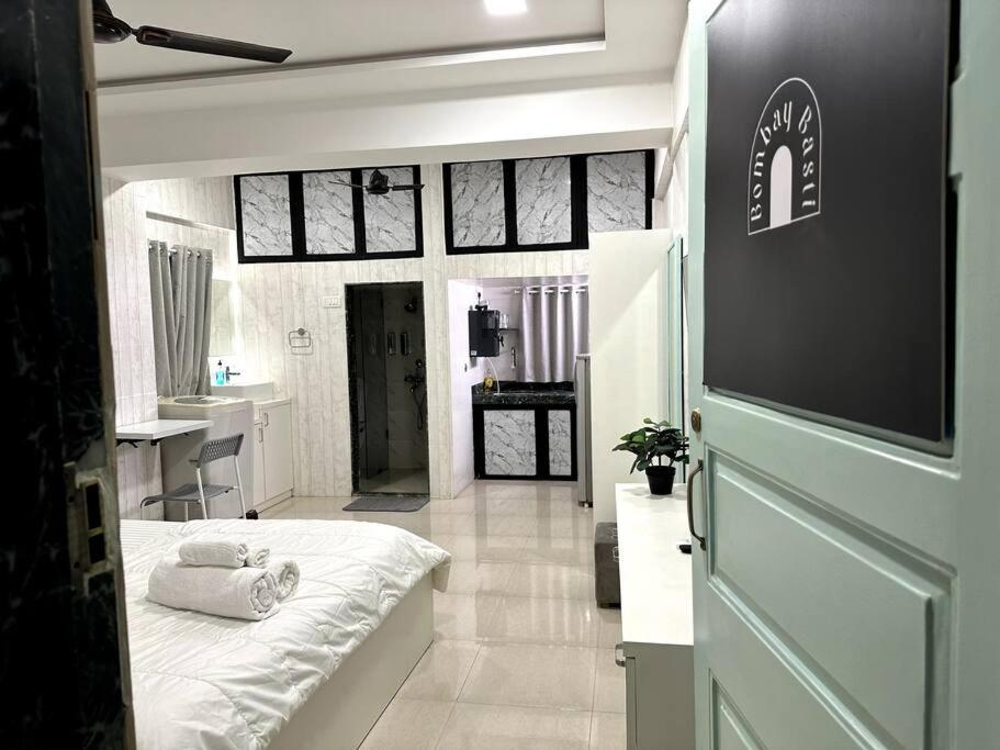 Basti 1 Chuim Village Khar West Apartment Mumbai