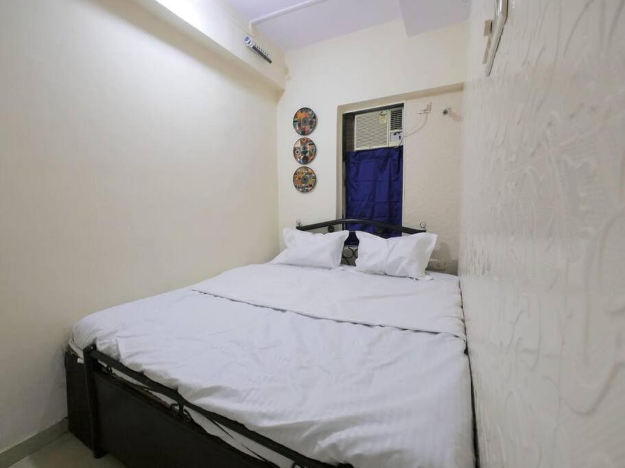 Apartment Solace - 1 Bhk - Walk Away From Carter Road