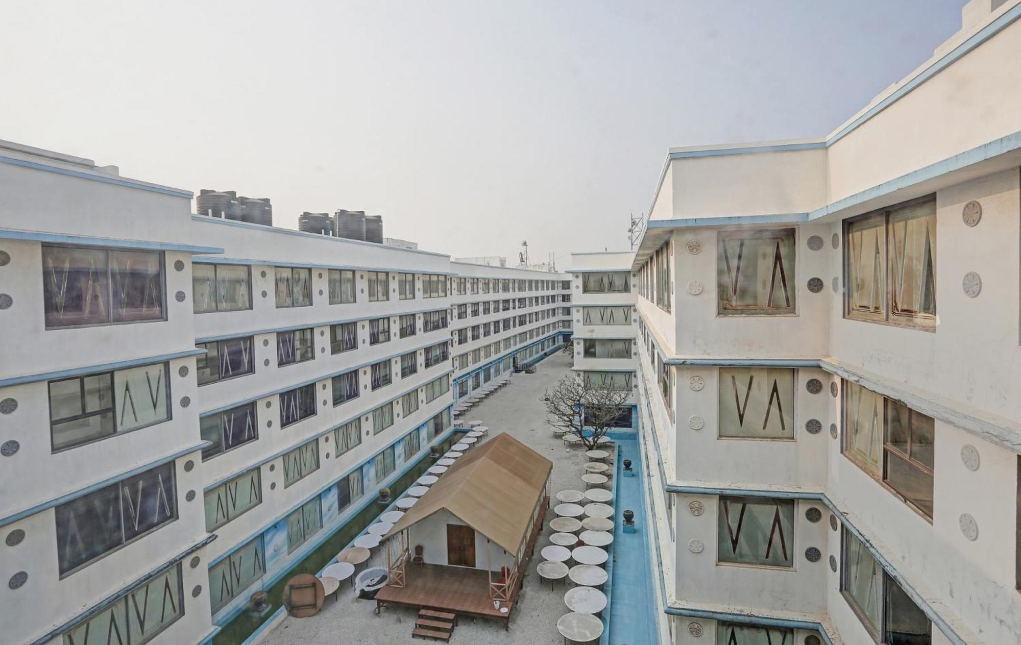 Hotel Townhouse Royal Palms Shared Serviced Mumbai