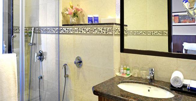Hotel Residency Sarovar Portico Mumbai