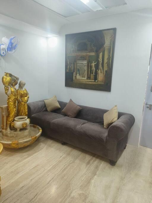 Apartment Gold Palace 3 Bedroom Hall
