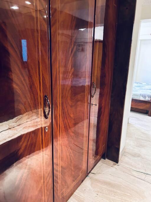 Gold Palace 3 Bedroom Hall Apartment