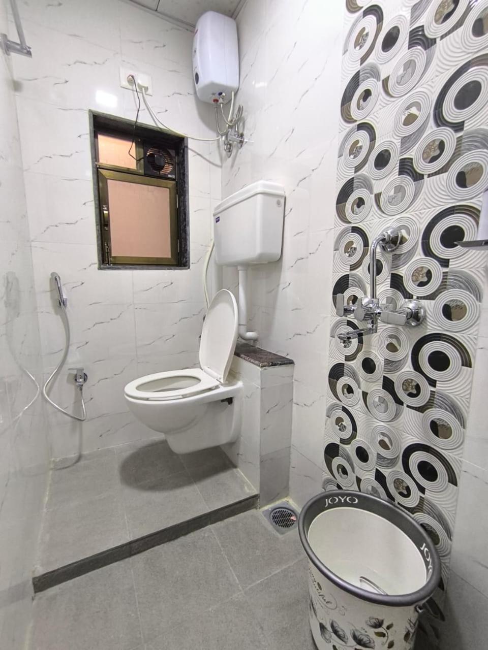 Sapna Lodging & Boarding Mumbai