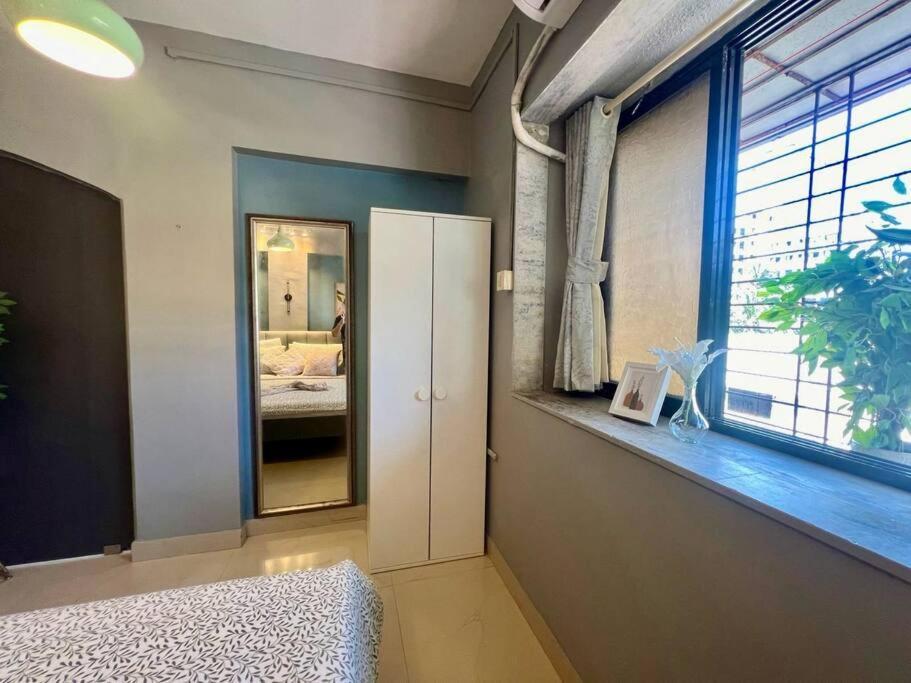 Simon Lydia 5 - A Sunlit Charm In Bandra, Pali Village By Connekt Homes Apartamento Bombaim