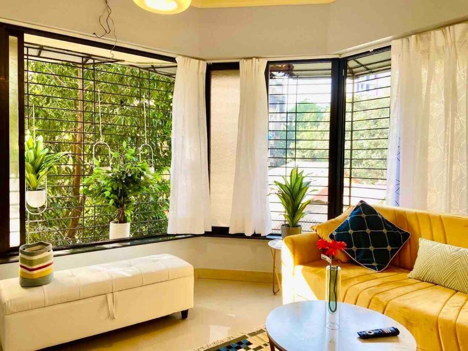 Apartment Simon Lydia 3 - A Bliss Nest In Bandra, Pali Village By Connekt Homes Mumbai