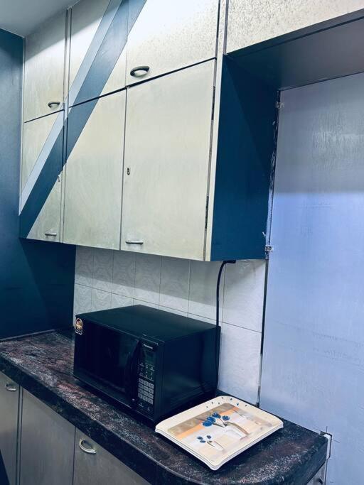 Gold Palace 3 Bedroom Hall Apartment Mumbai