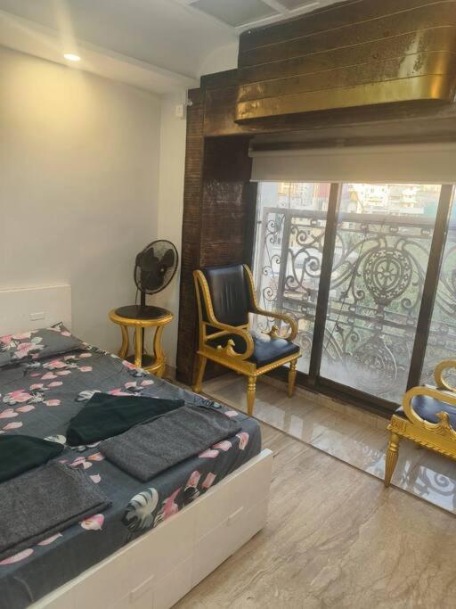 Gold Palace 3 Bedroom Hall Mumbai