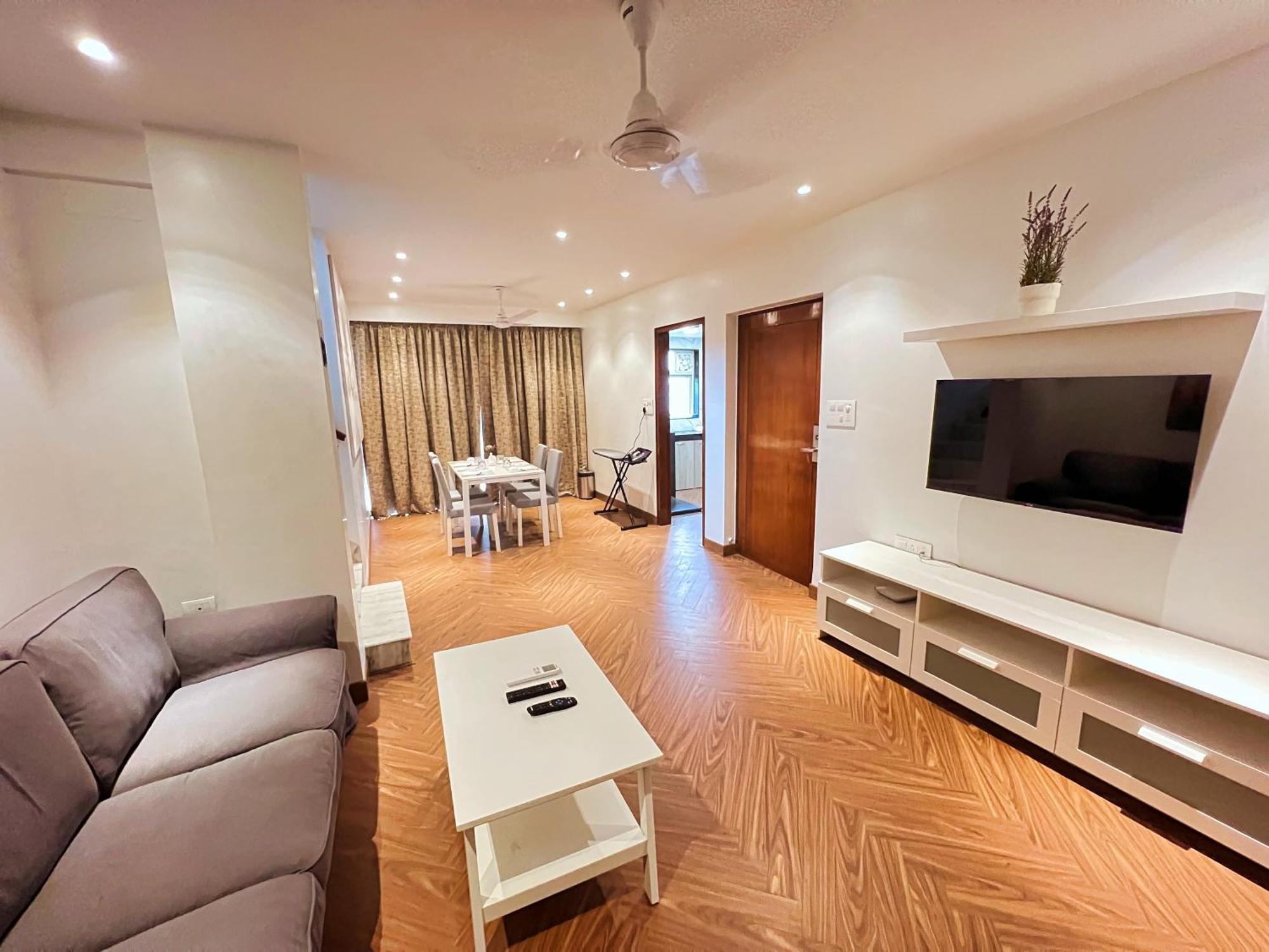 White House By Maxxvalue Service Bandra Apartamento Bombaim