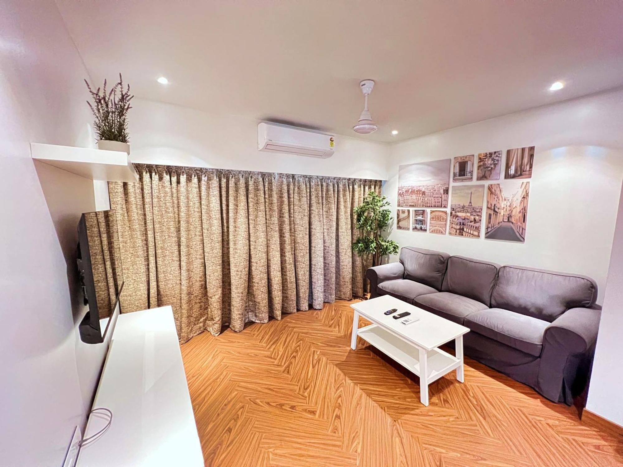 White House By Maxxvalue Service Bandra * Bombaim