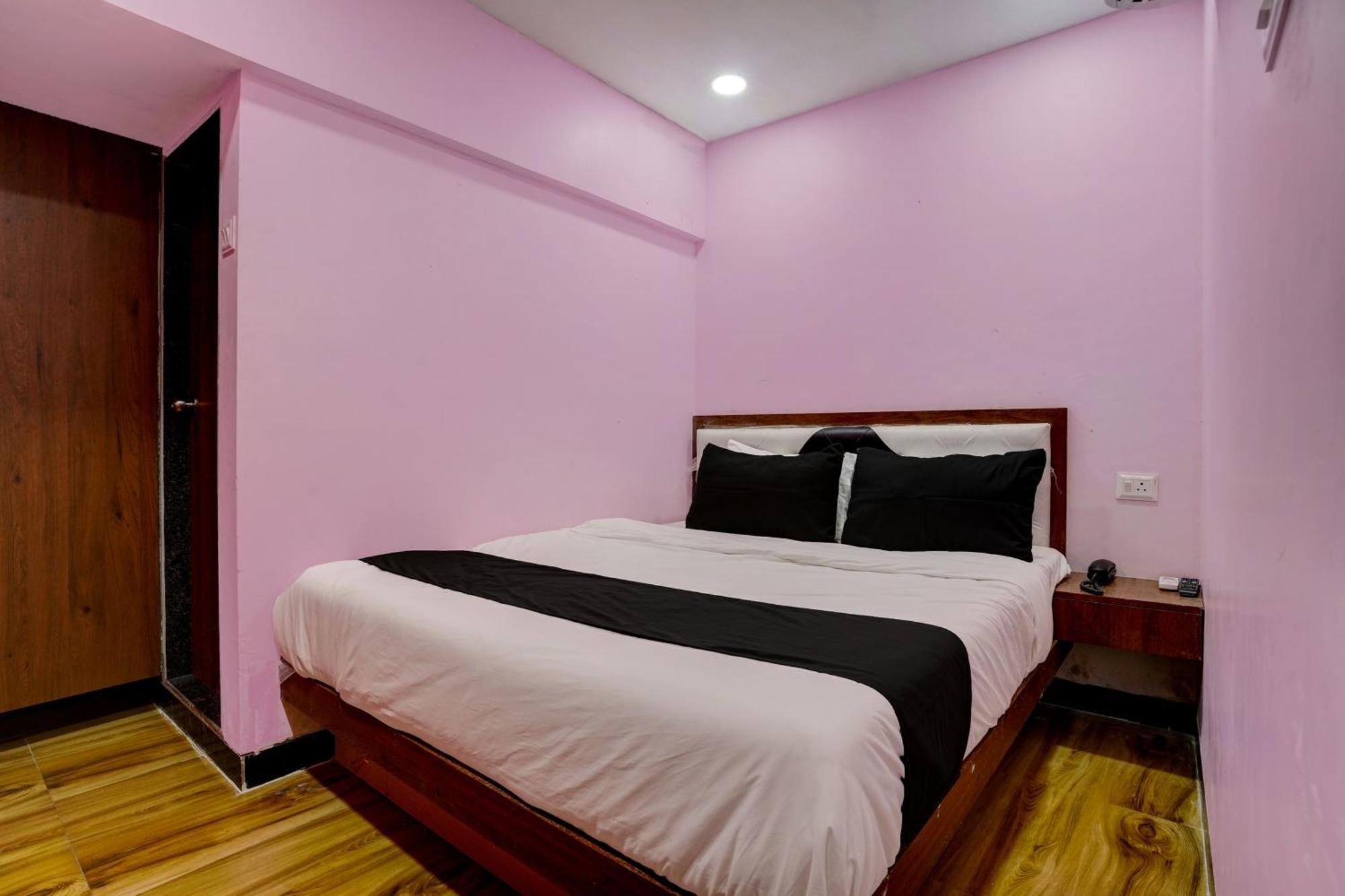 Oyo 8212 Flagship King Residency 3* Mumbai