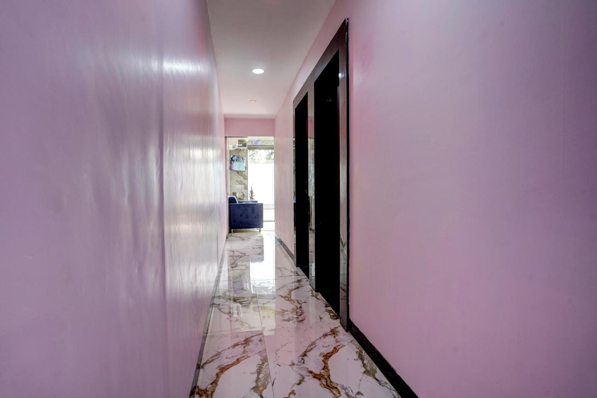 Oyo 8212 Flagship King Residency Hotel Mumbai
