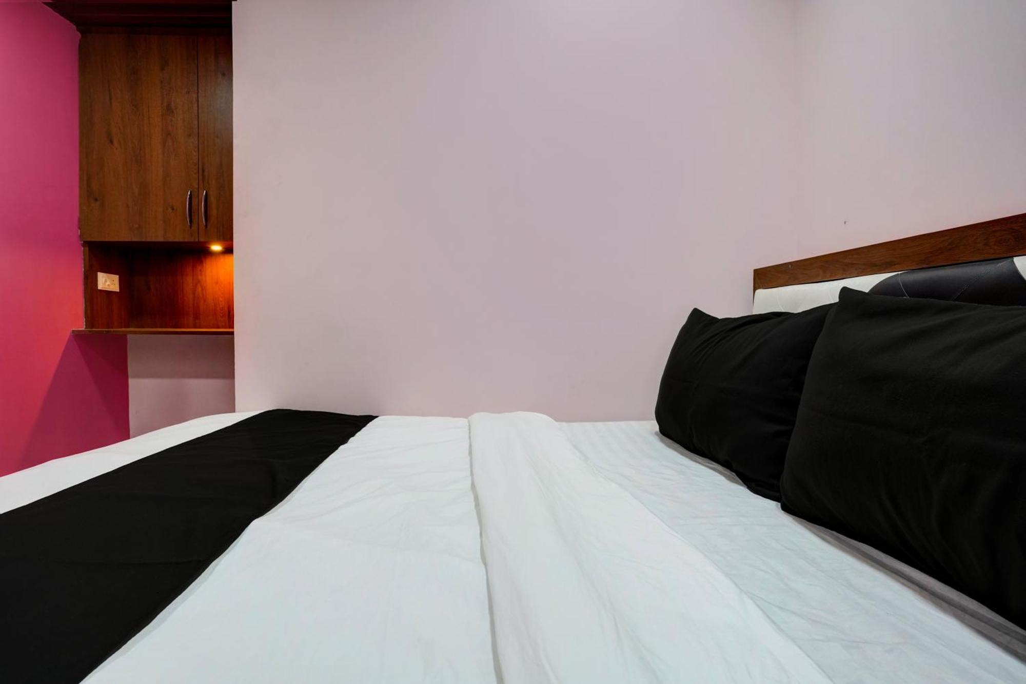 Hotel Oyo 8212 Flagship King Residency Mumbai