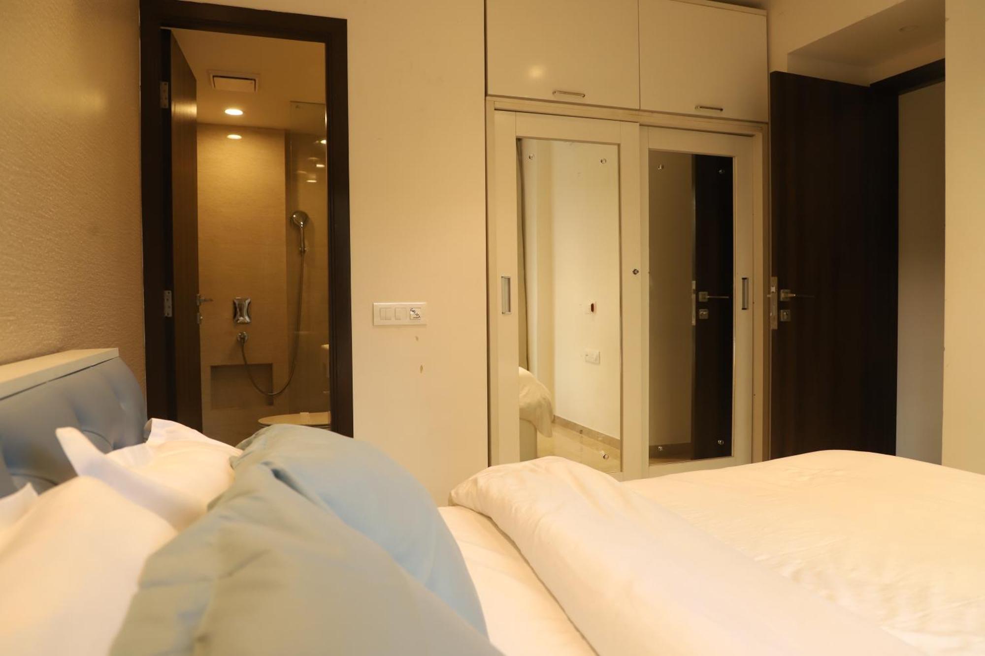 Zenia Luxury Suites And Serviced *