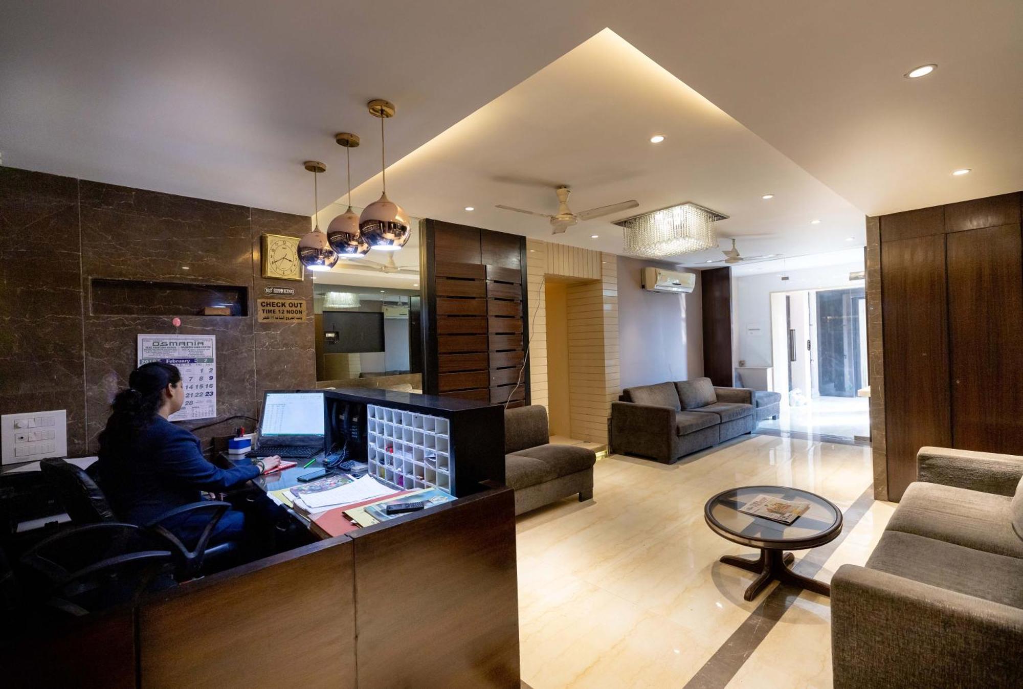 Hotel The Majlis - Colaba