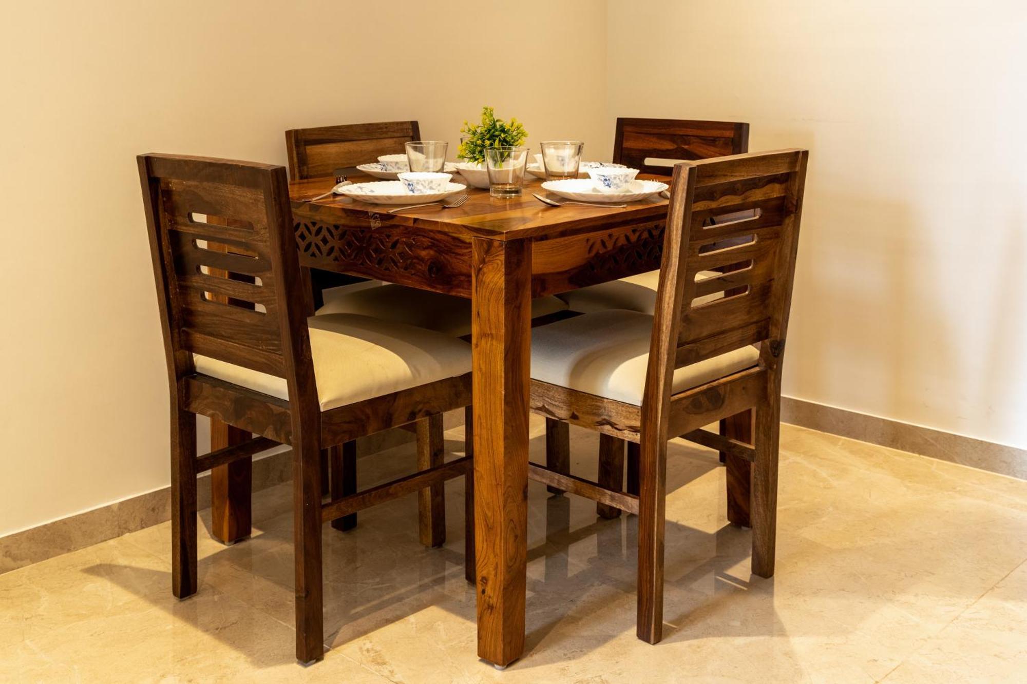 Zenia Luxury Suites And Serviced Mumbai