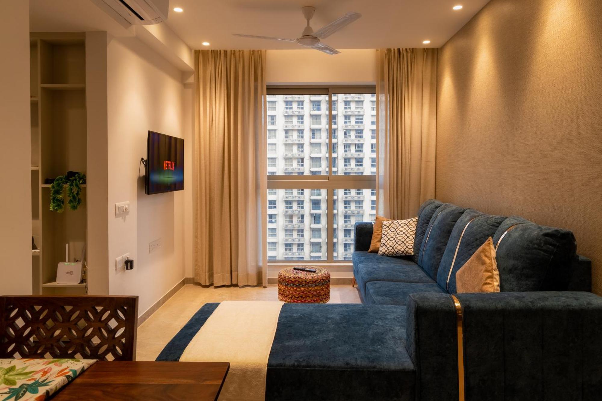 Aparthotel Zenia Luxury Suites And Serviced