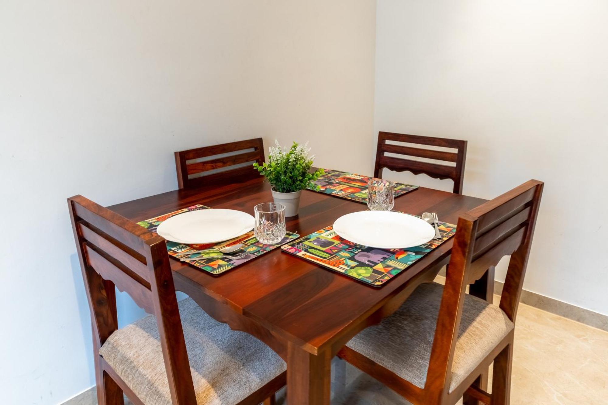 Aparthotel Zenia Luxury Suites And Serviced *