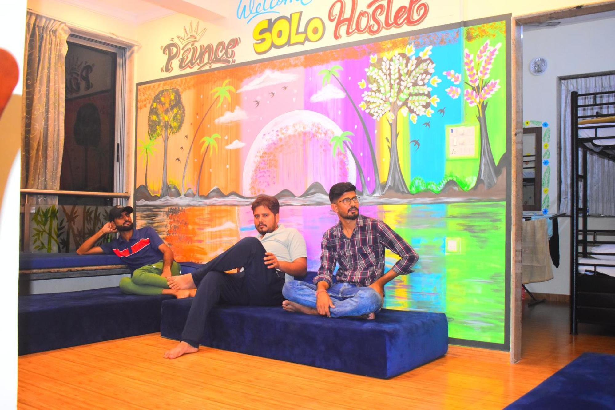 Solo Hostel *