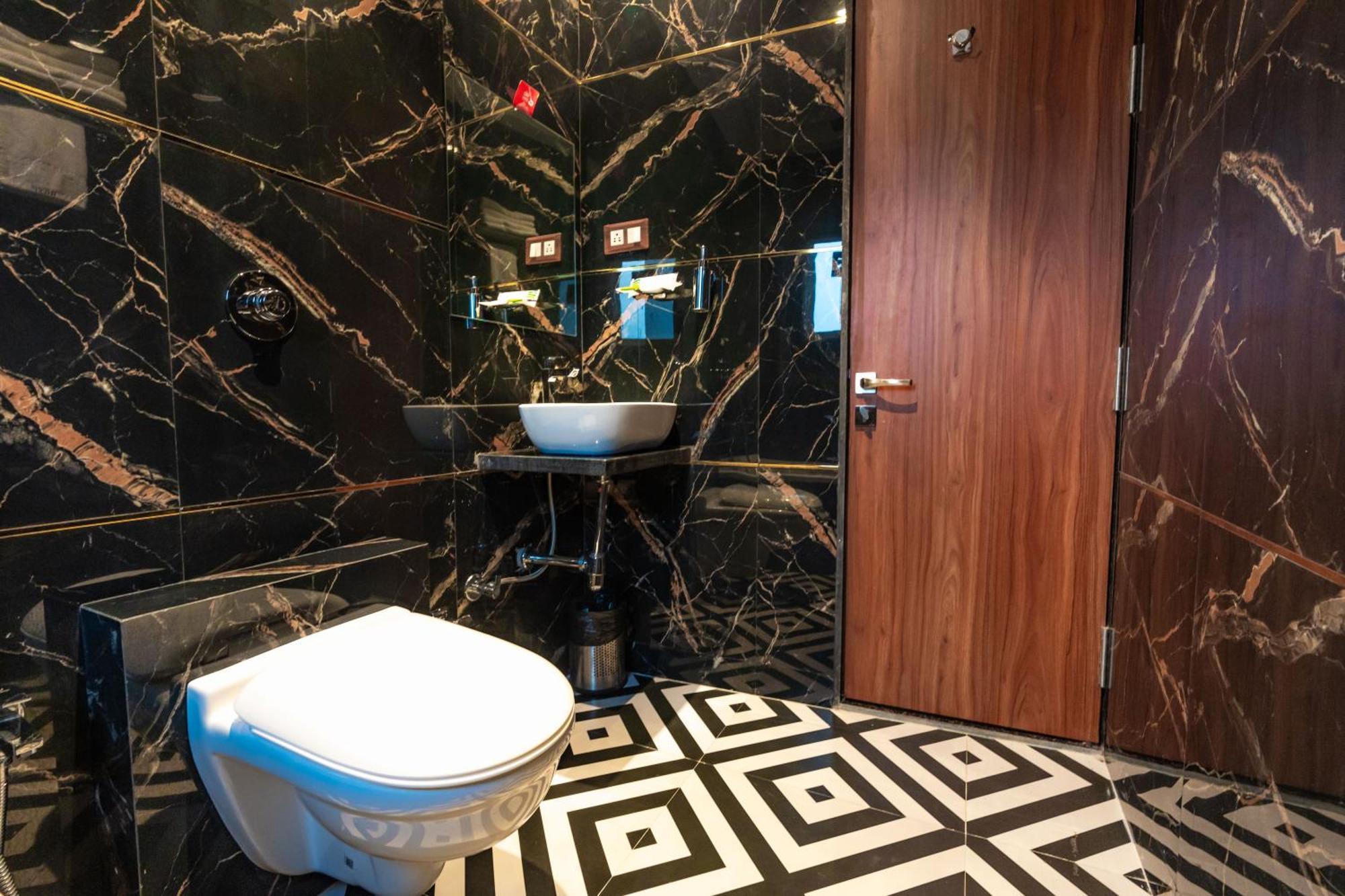 Treebo Express Hotel