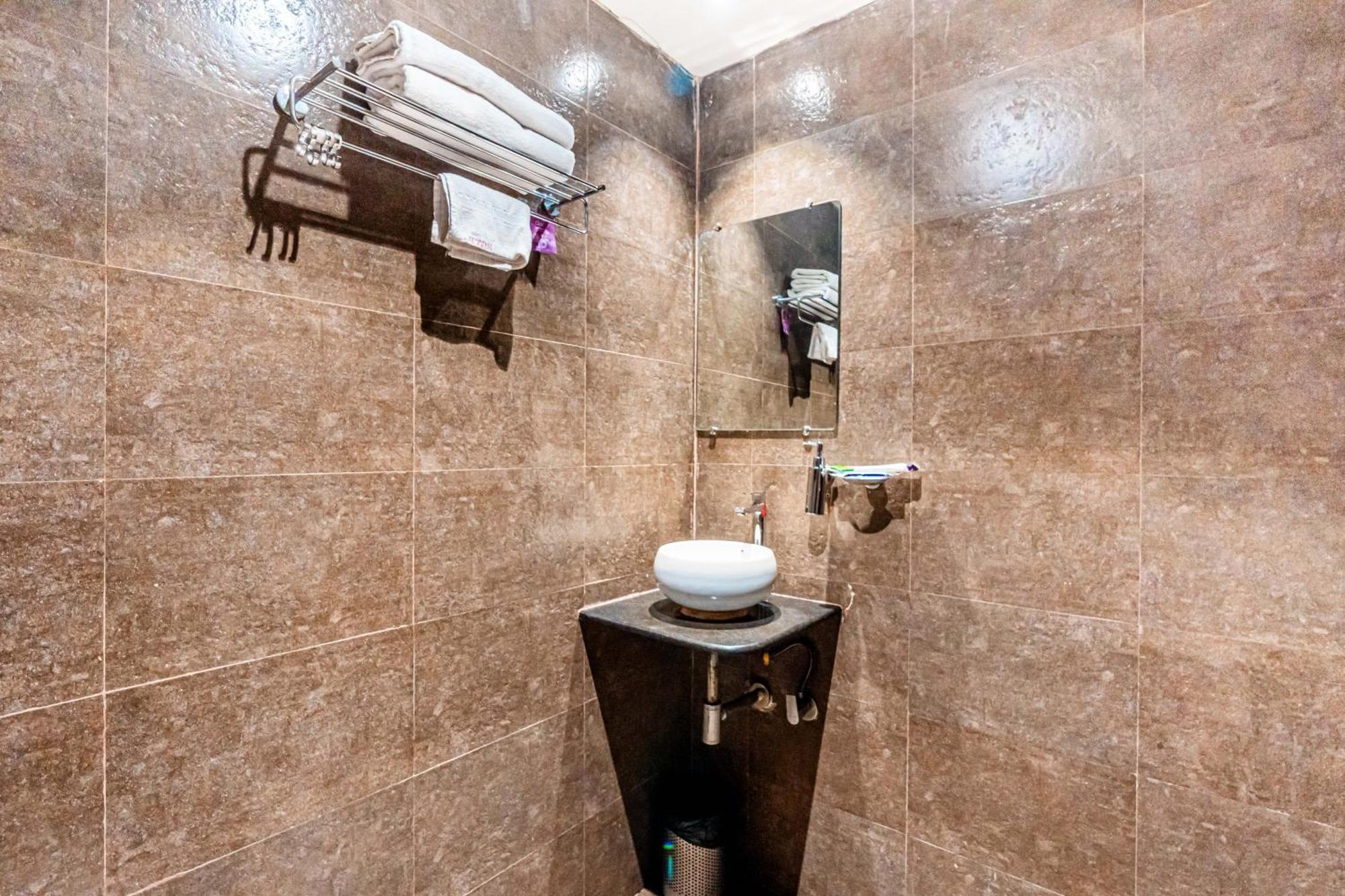 Hotel Treebo Express 3*