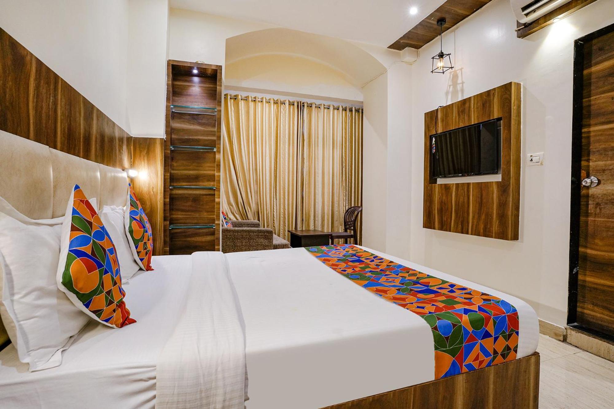 Fabexpress Abad - 700m From Gateway Of India Hotel Mumbai