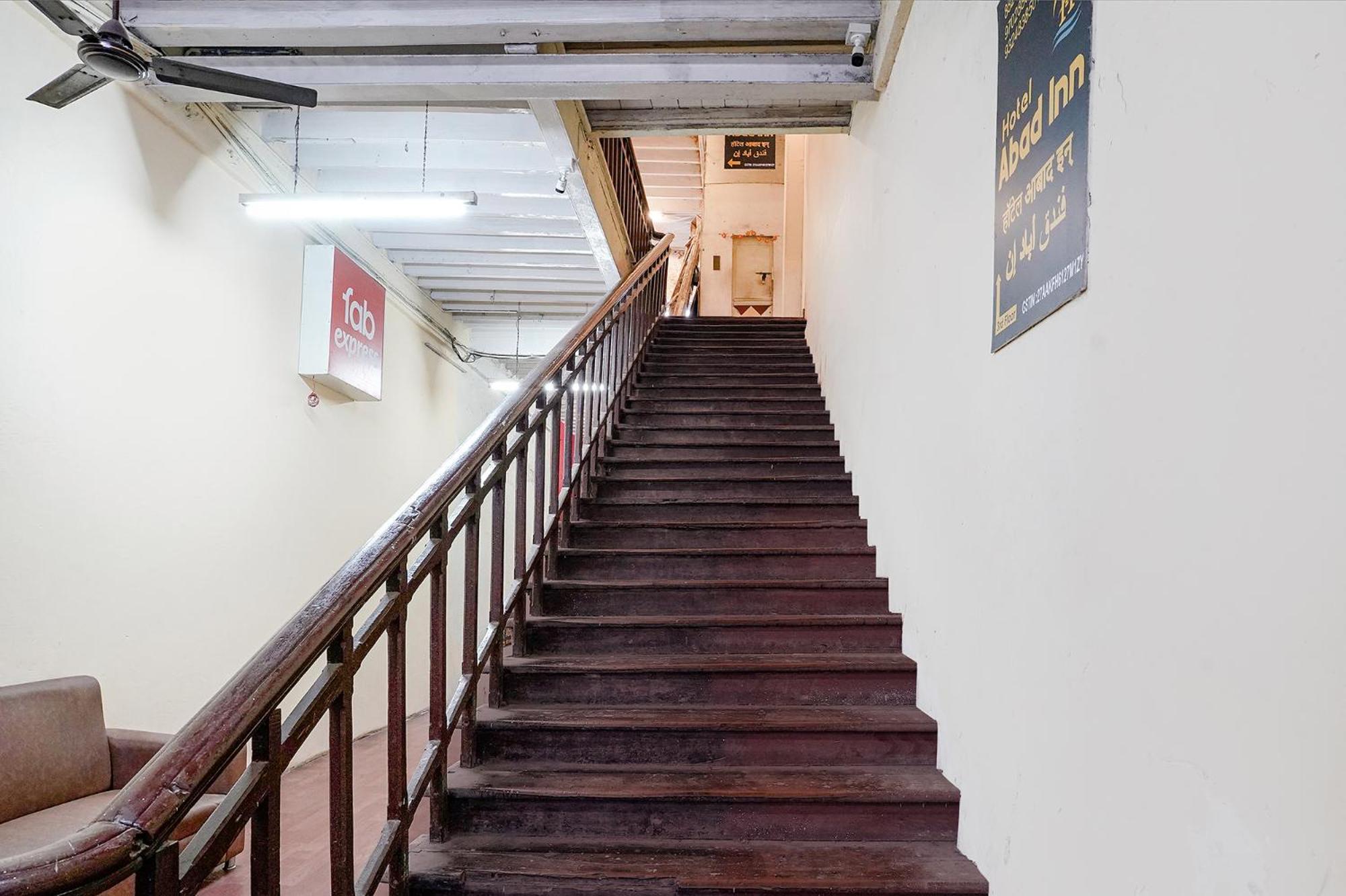 Fabexpress Abad - 700m From Gateway Of India Hotel Mumbai
