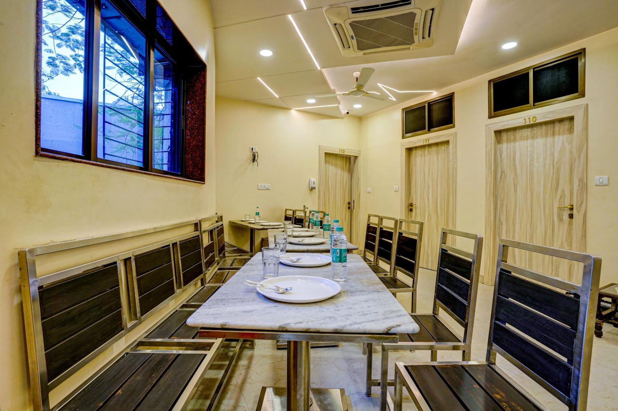 Hotel Kiwi International,hotel,mumbai Mumbai