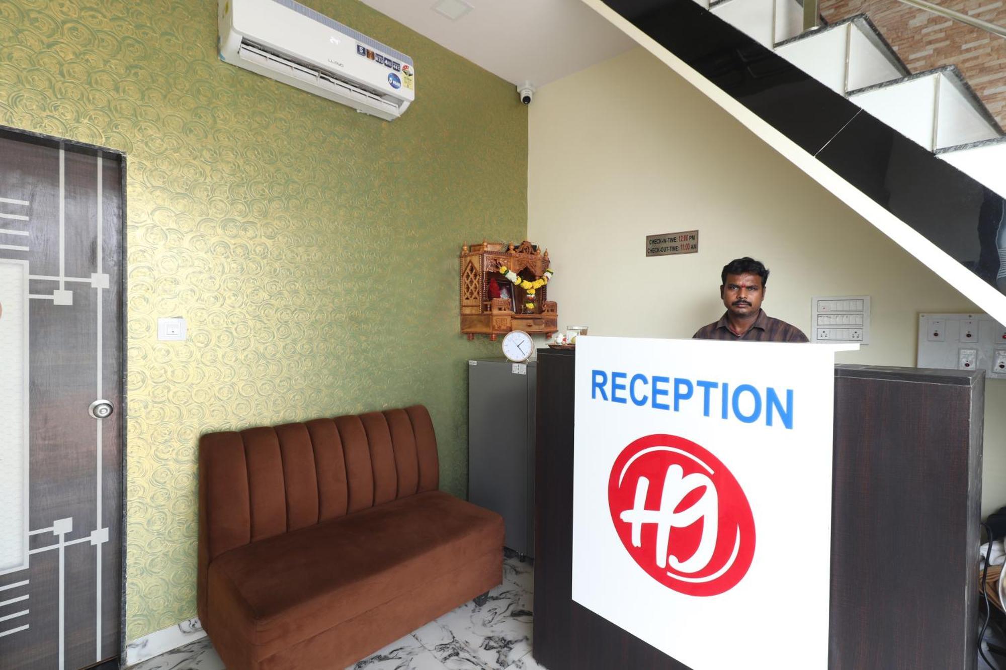 Nine Hills 3* Mumbai