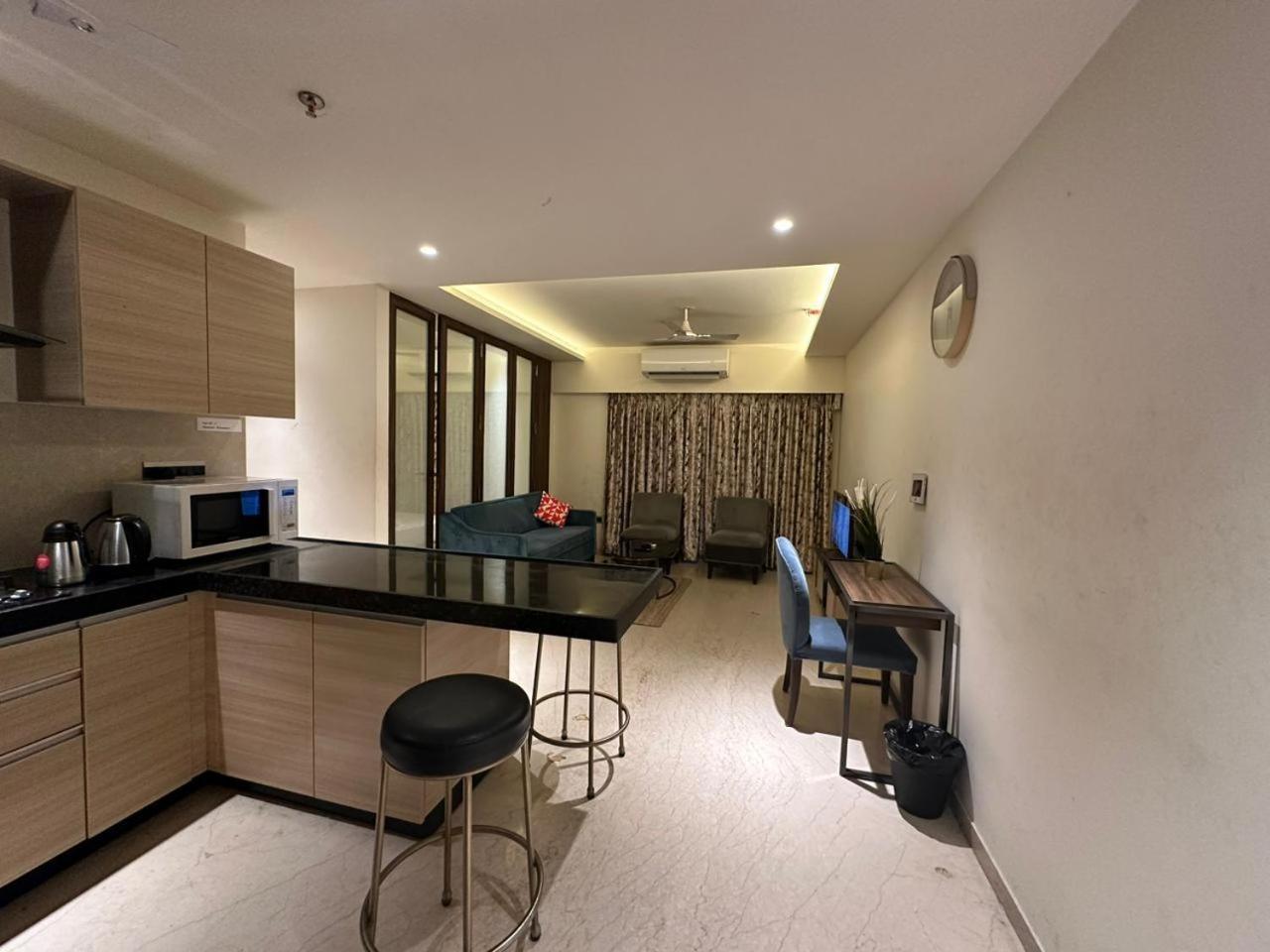 1.5br Service In Bkc By Florastays Apartment