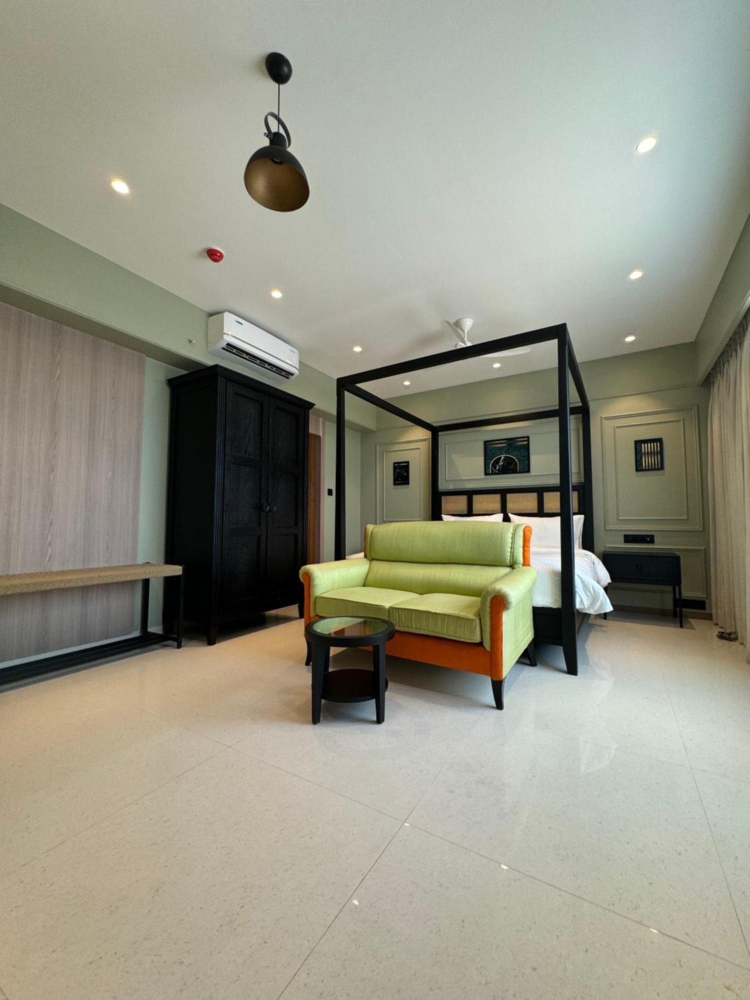 House, Valnai Malad Hotel Mumbai