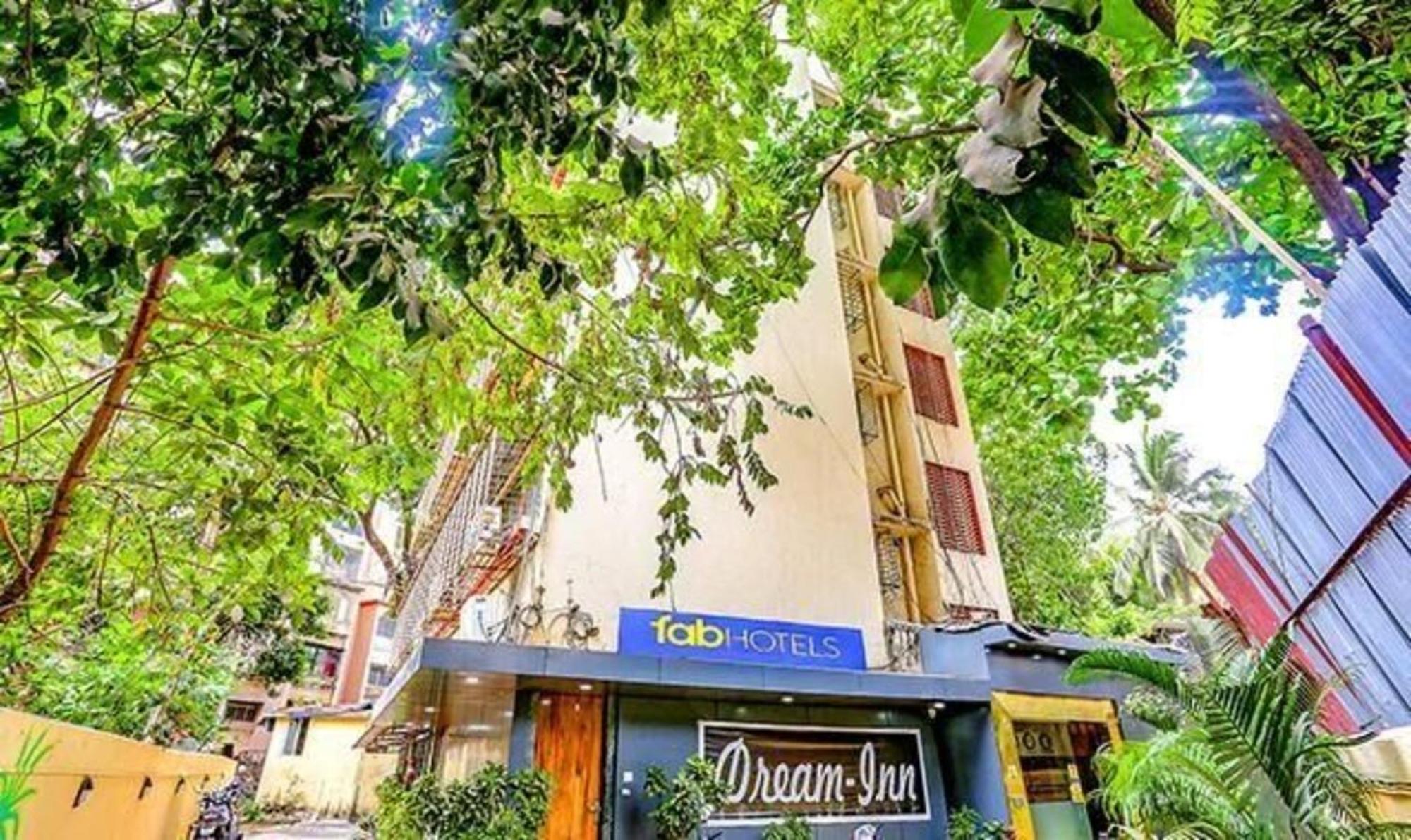 Fabhotel Dream Palace Hotel 3*