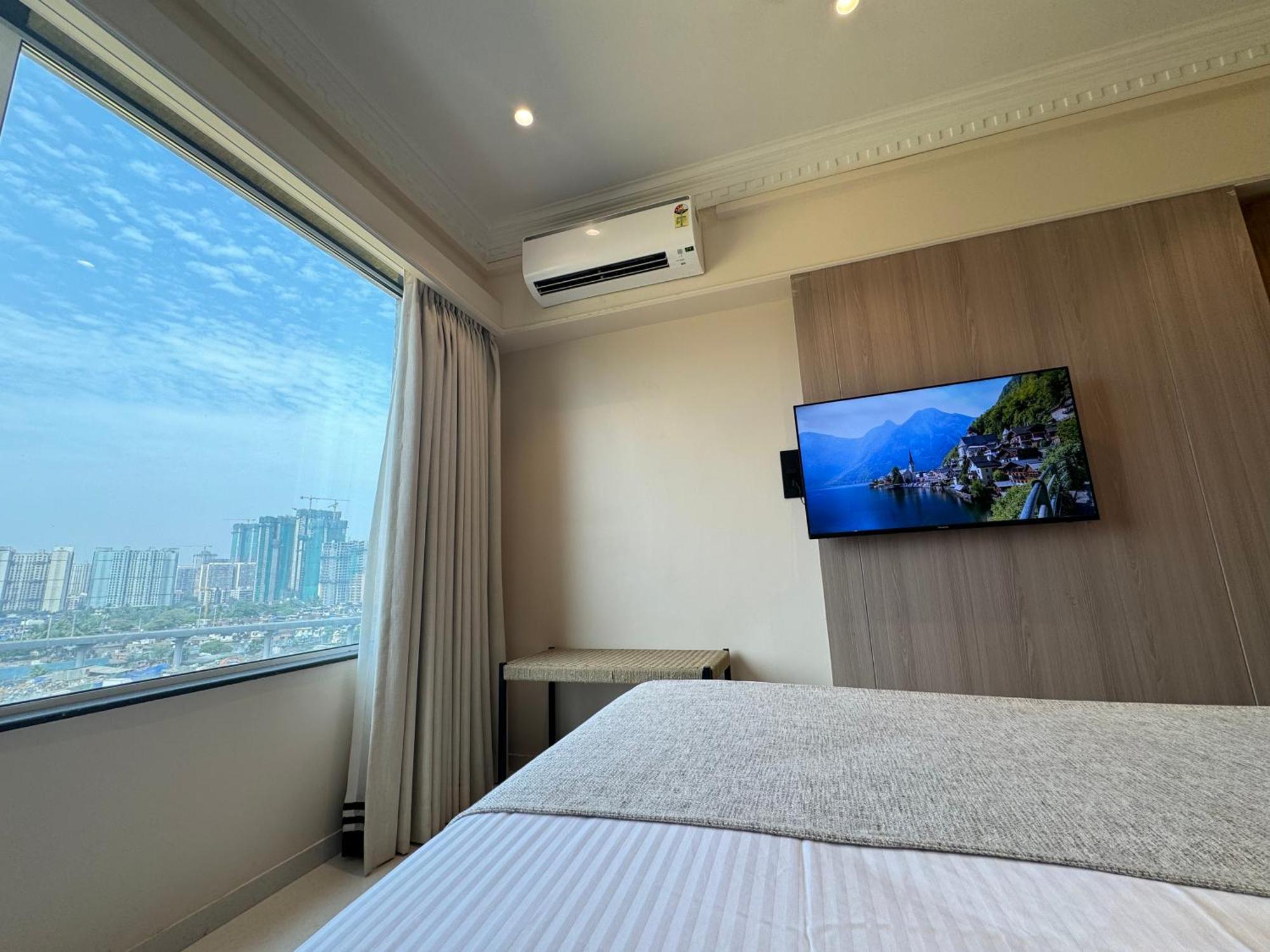 House, Valnai Malad Hotel Mumbai